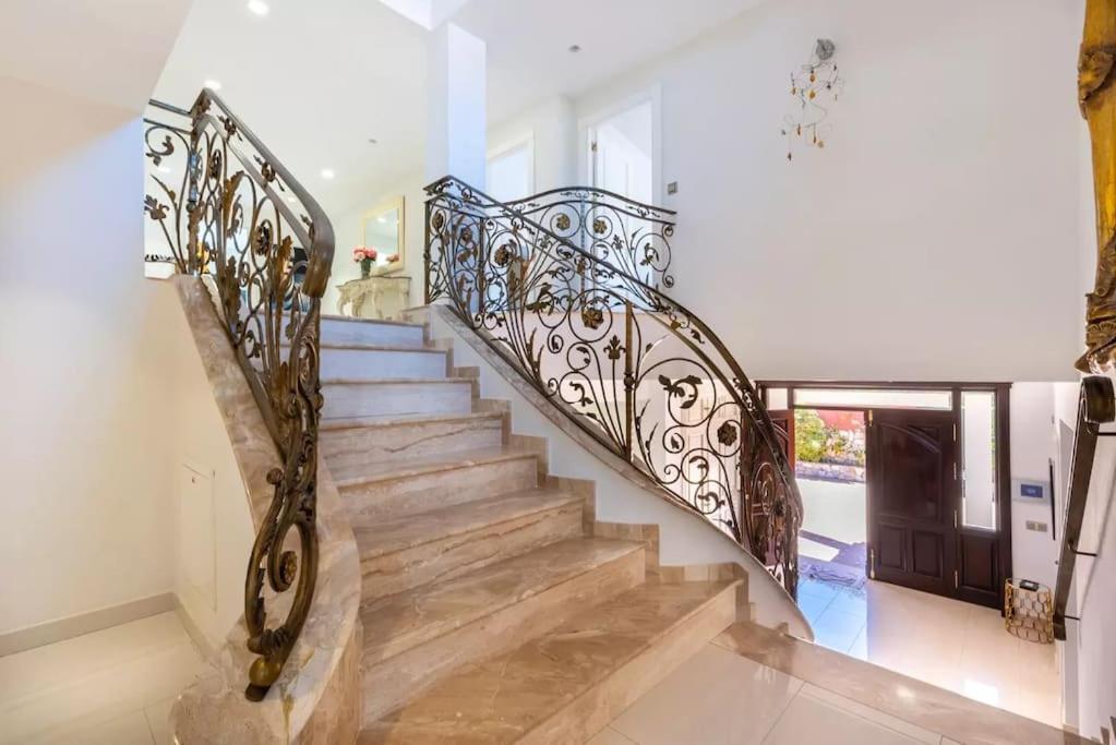 Ohana Luxury Villa With Heated Pool 马拉加 外观 照片